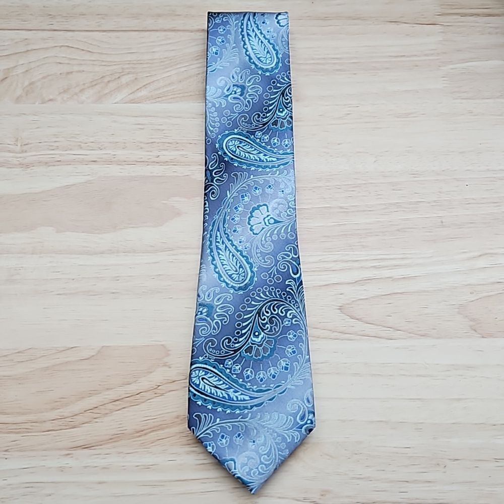 George Men's tie